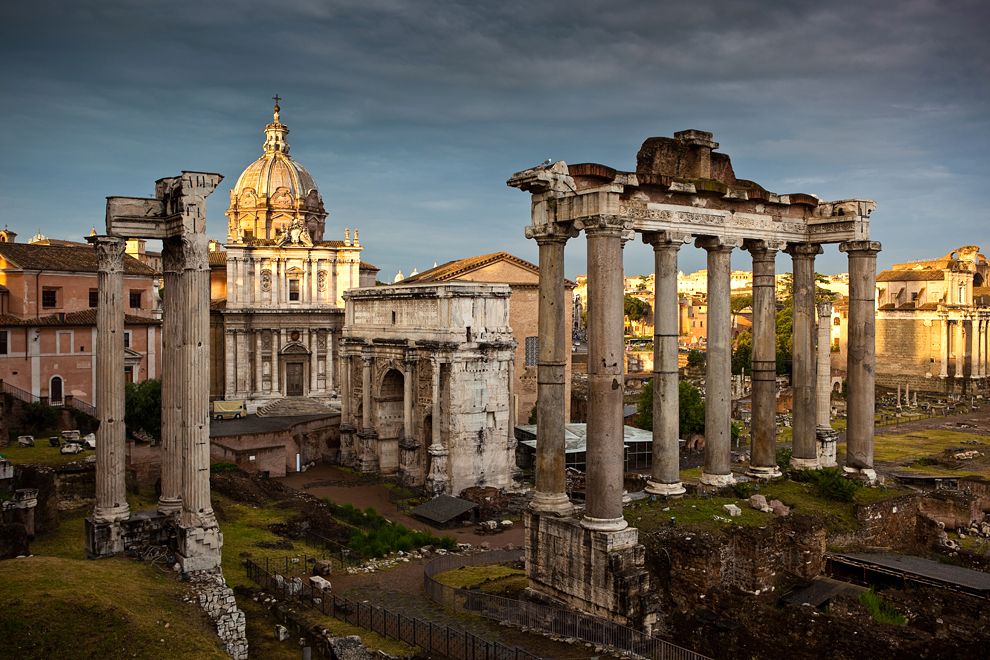 roman-forum-the-debris-collection-of-ancient-buildings-in-rome