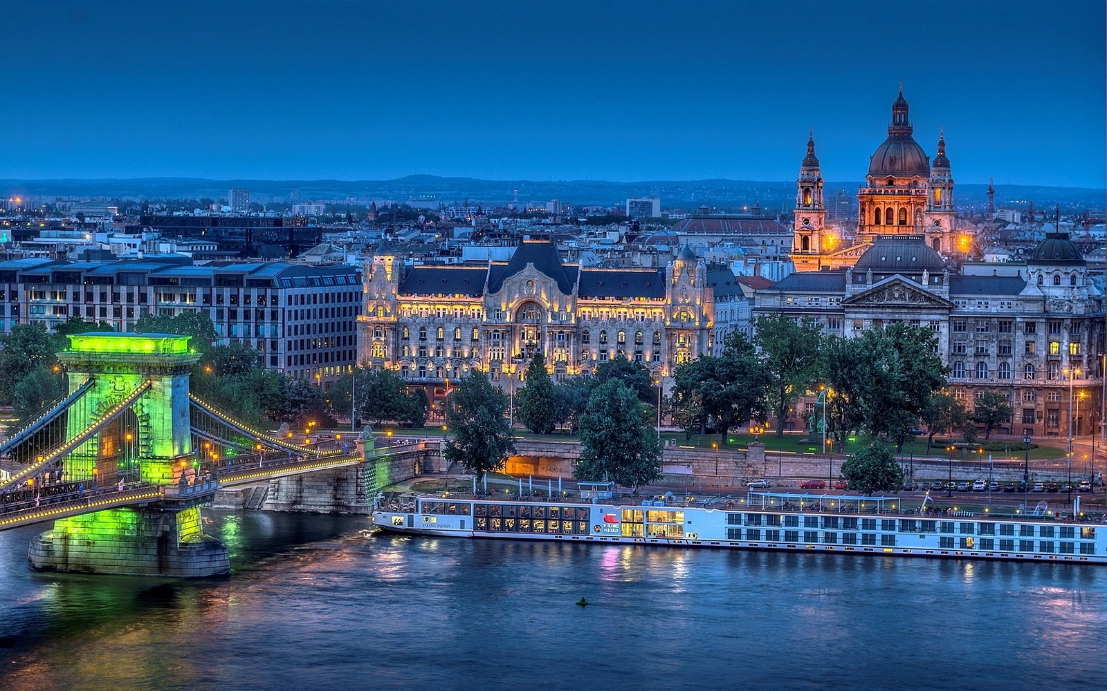 Budapest One Of The Most Beautiful City In Europe Traveldigg Com