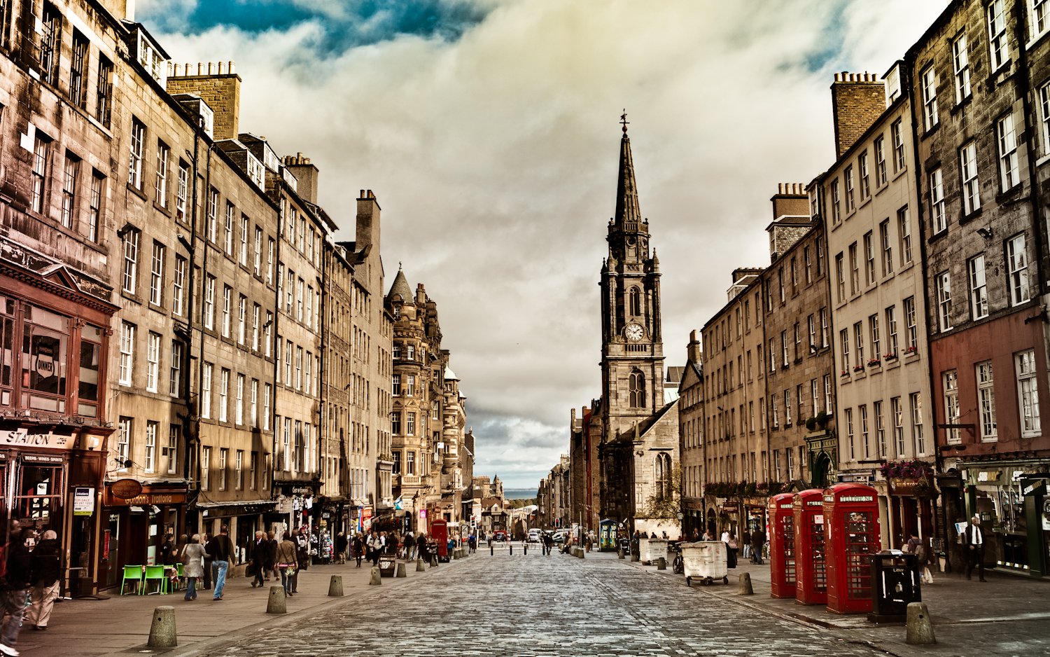 Royal Mile Edinburgh Scotland Traveldigg Royal Mile Edinburgh Scotland Traveldigg