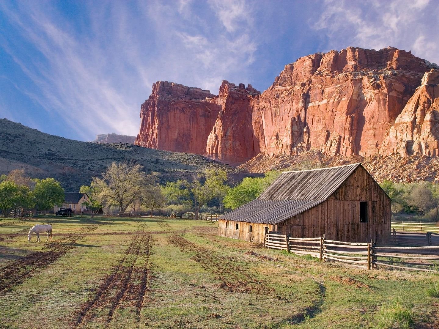 Capitol Reef National Park Utah USA Traveldigg