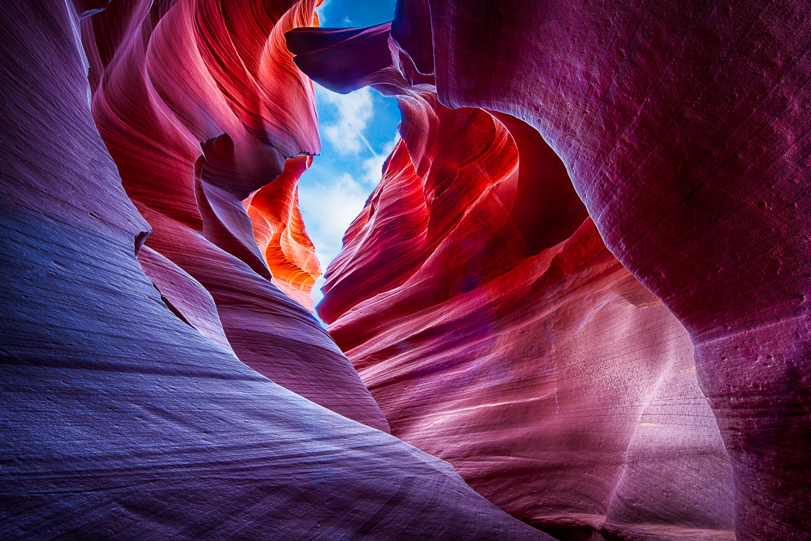 Antelope Canyon, The Most Beautiful Canyons in The World - Traveldigg.com