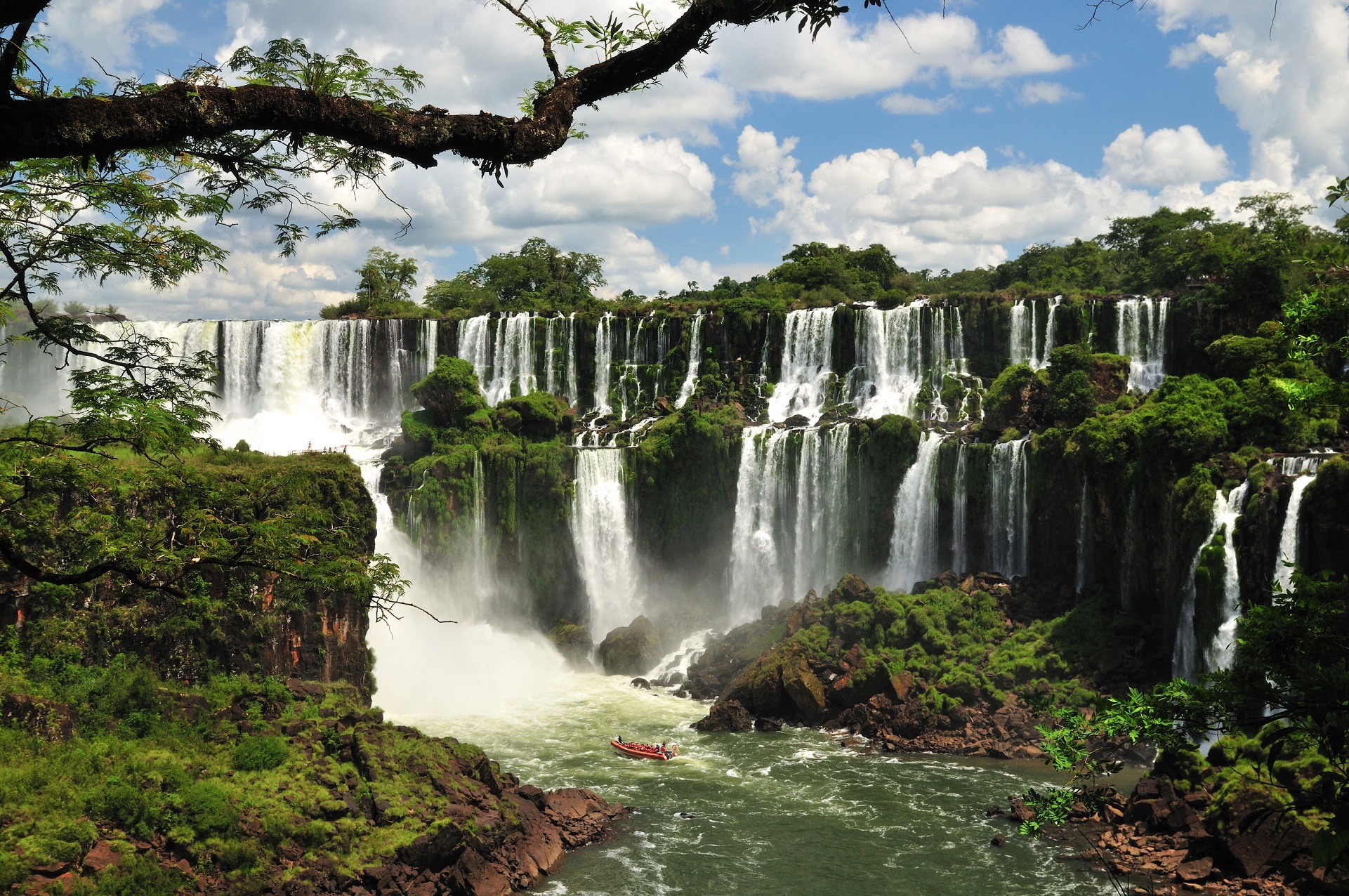 argentina tourism waterfalls