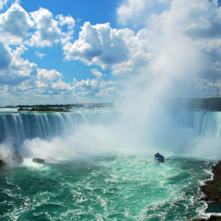 Niagara Falls Close Up Photo
