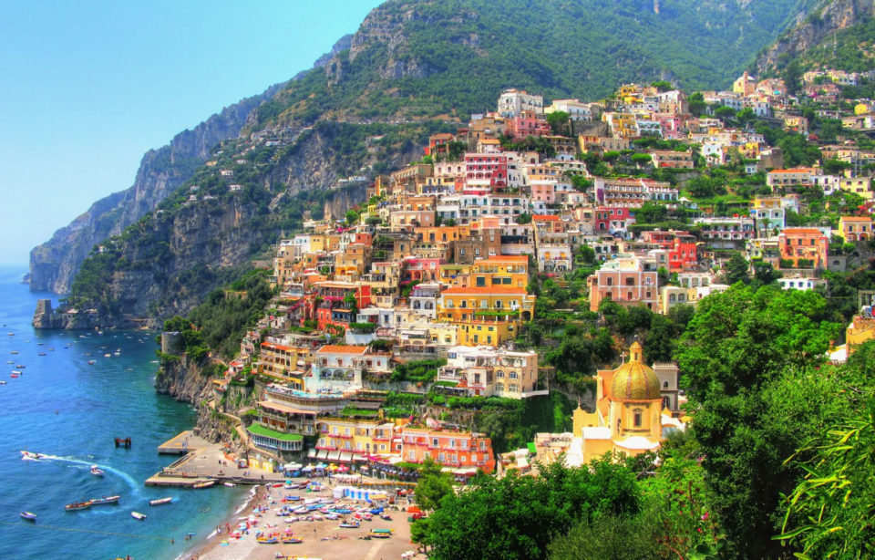 Amalfi Coast Italy, Very Beautiful Seaside Panorama - Traveldigg.com