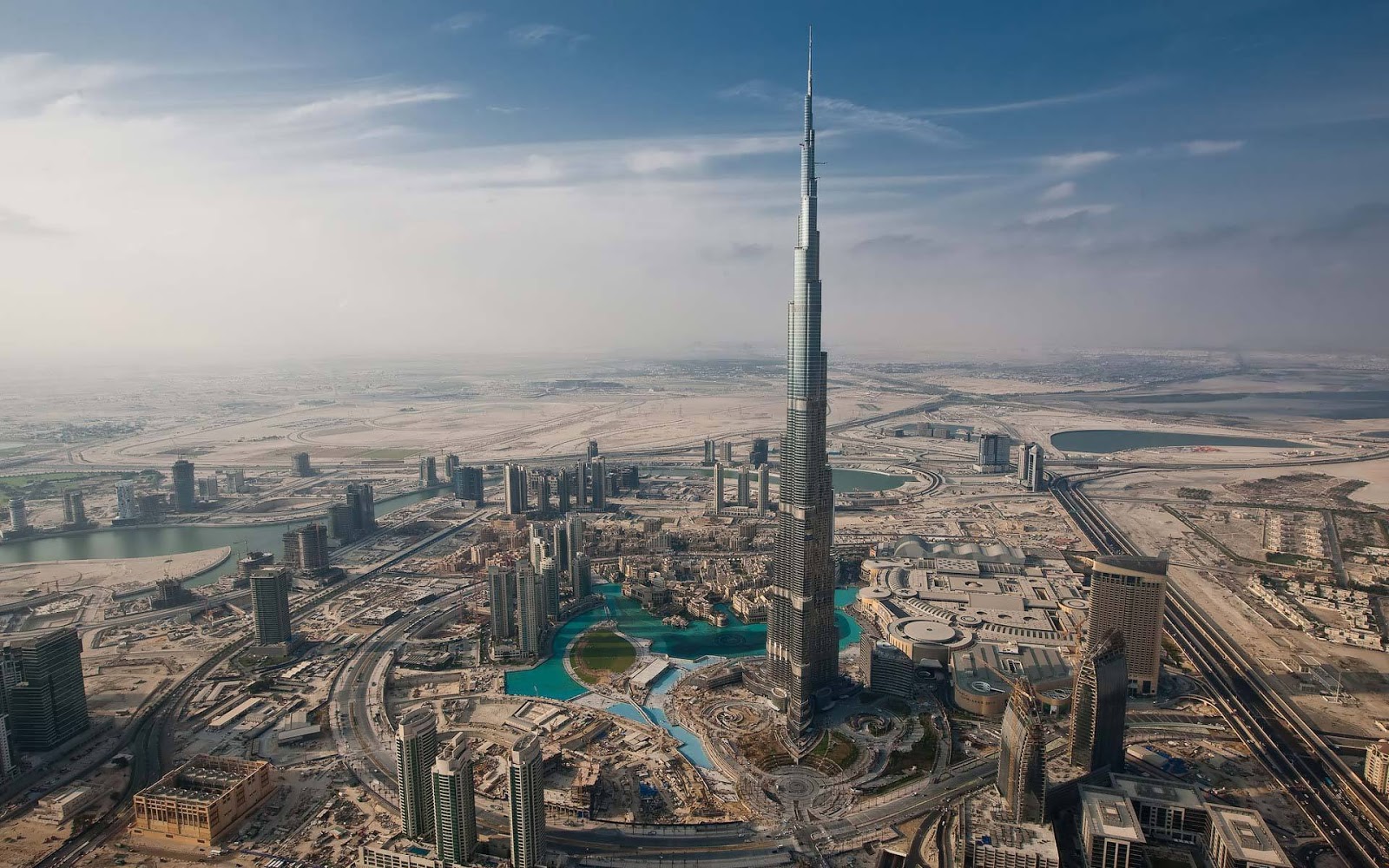 Дубаи небоскребы остров бесплатно