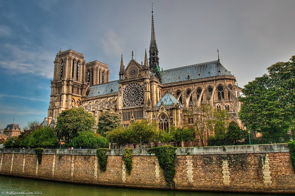 Notre Dame Cathedral, Paris, France - Traveldigg.com