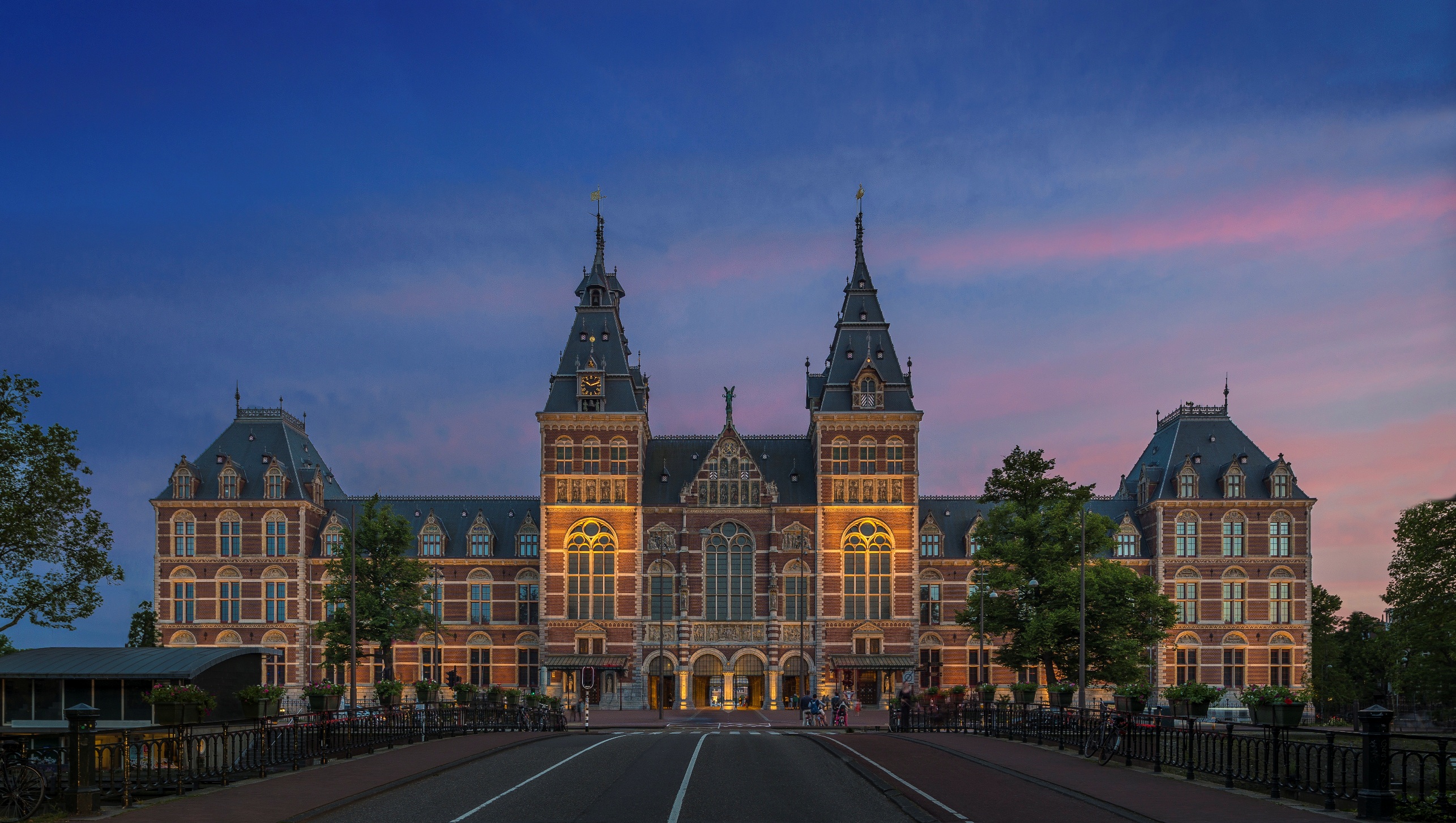 visit amsterdam history