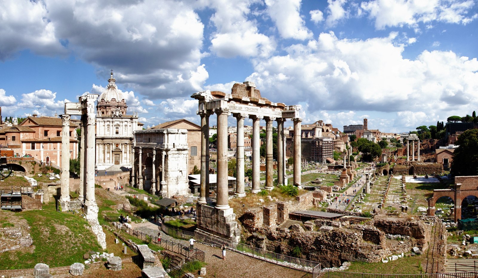 roman-forum-the-debris-collection-of-ancient-buildings-in-rome-traveldigg