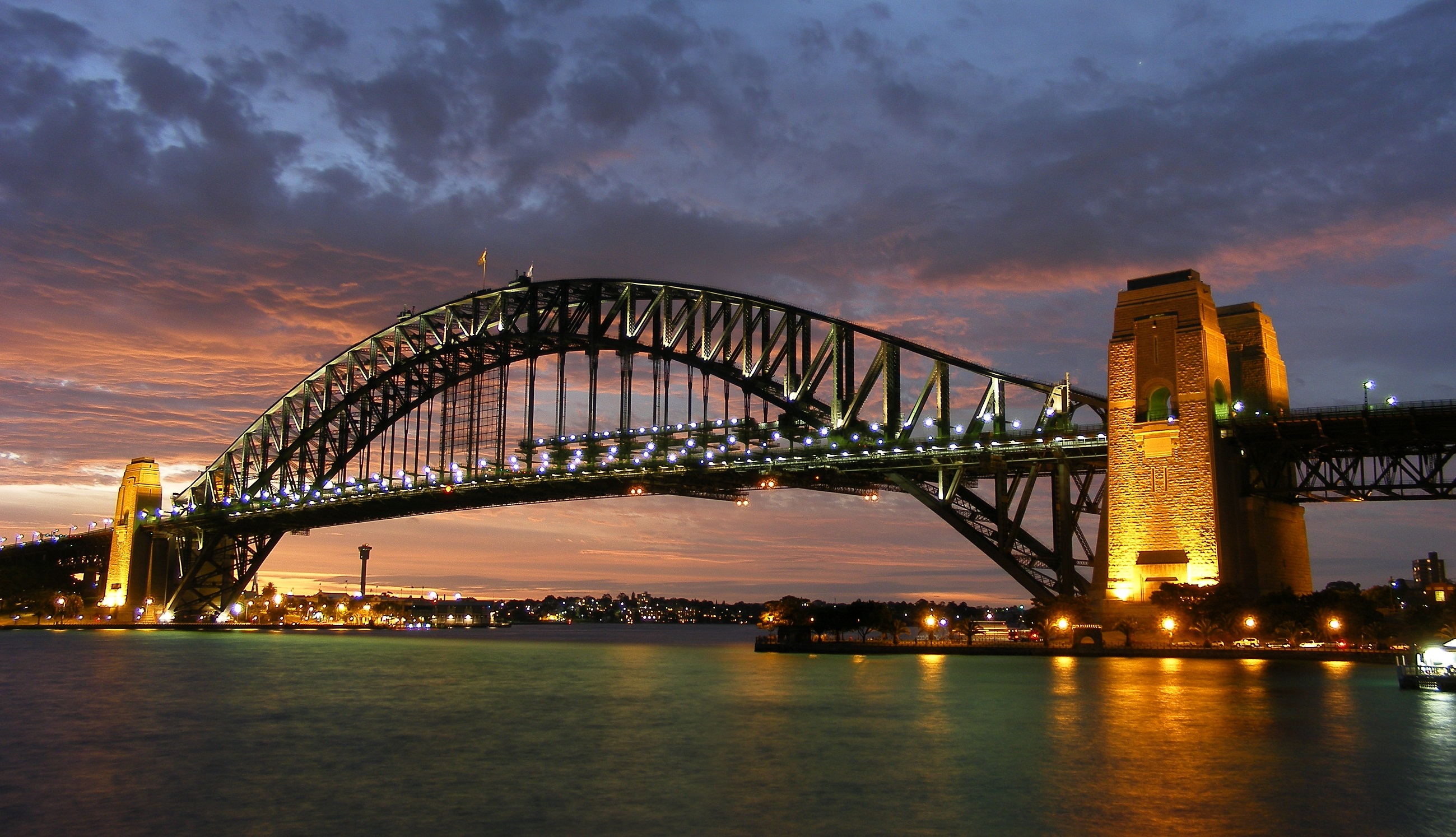 Take the Sydney Harbour Bridge Walk