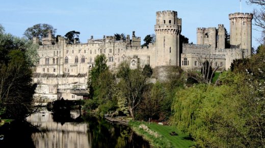 Warwick Castle, A Palace with Medieval Architectural Style - Traveldigg.com