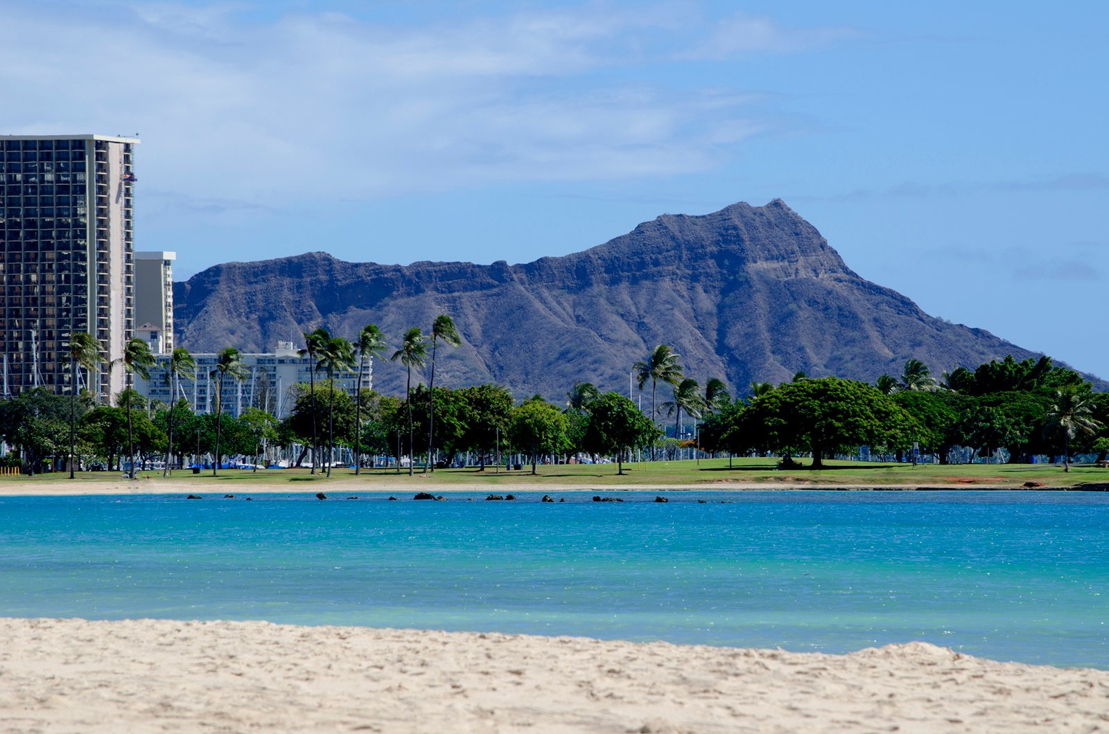 Diamond Head, Climb The Most Famous Landmarks in The Hawaiian Islands