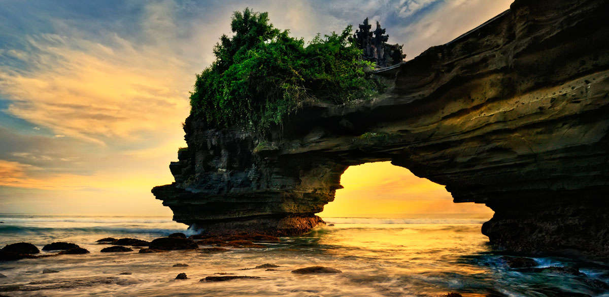  Tanah  Lot  One of Favorite Travel Sites in Bali  