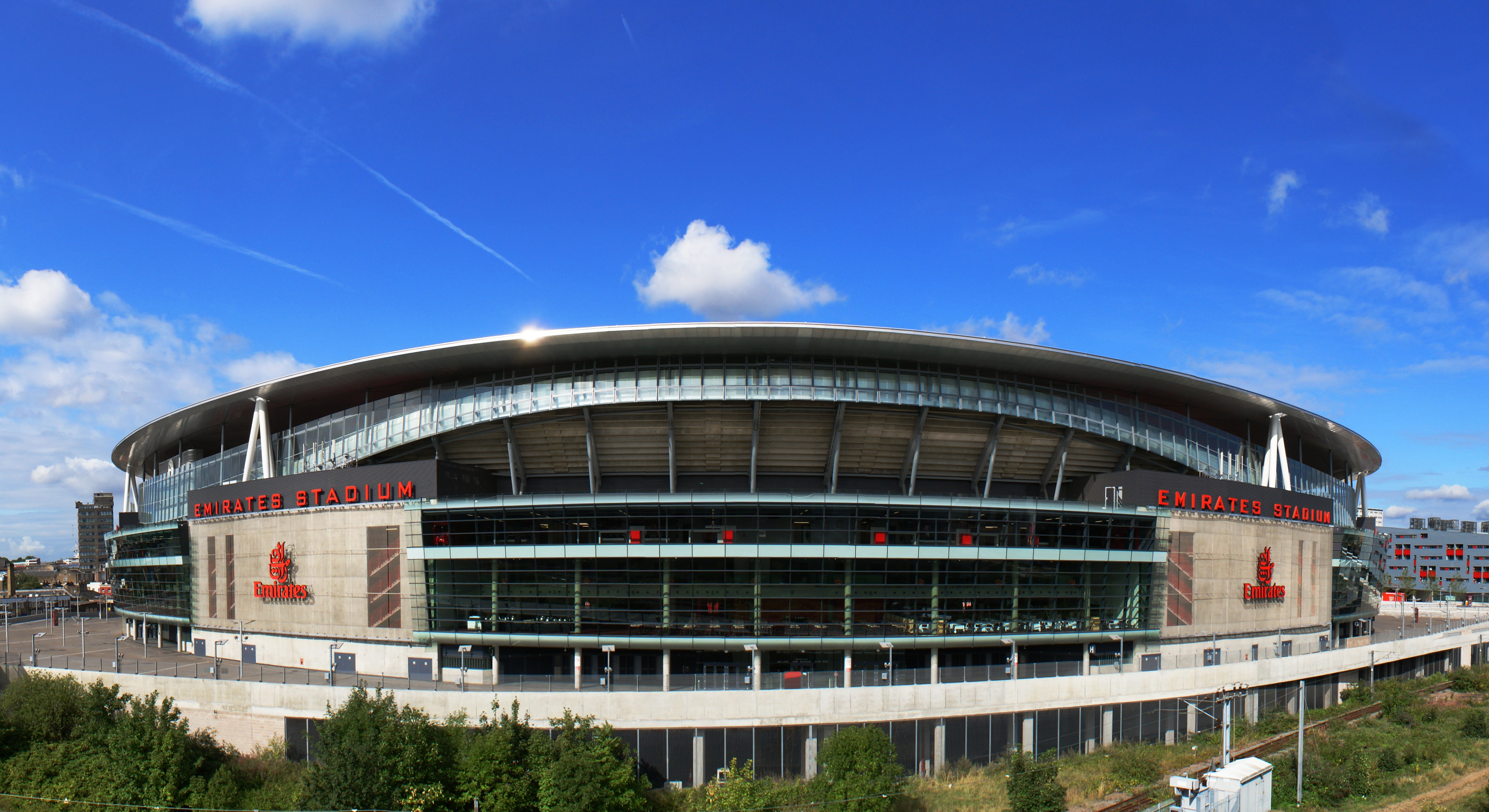 Visit The Emirates Stadium The Headquarters Of Arsenal Fc Traveldigg Com
