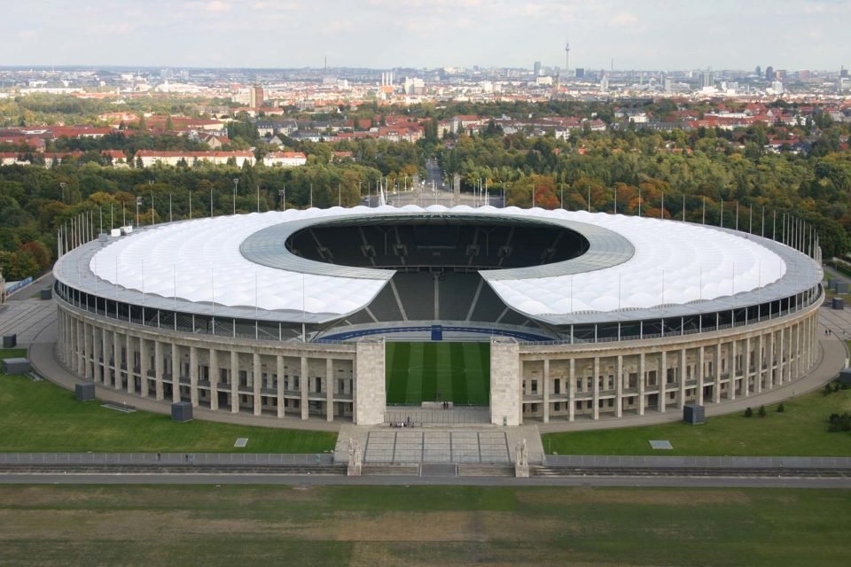 Olympiastadion Berlin, Sports Arenas and Historical Monuments - Traveldigg.com