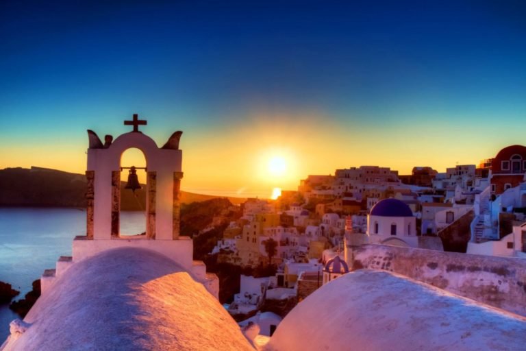 Santorini The Most Romantic Island In The World Traveldigg Com