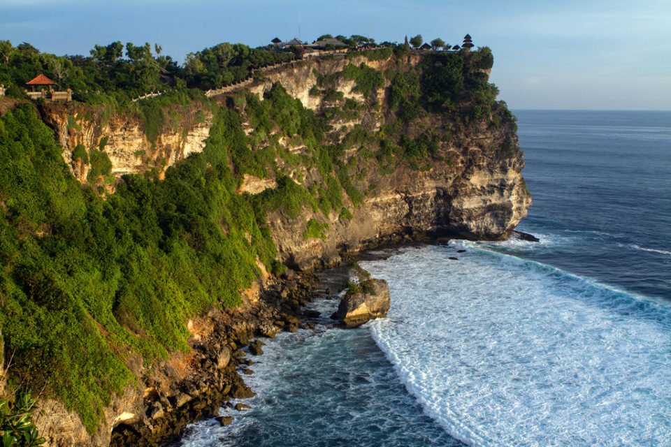 The Charm Of The Uluwatu Temple, Bali - Traveldigg.com