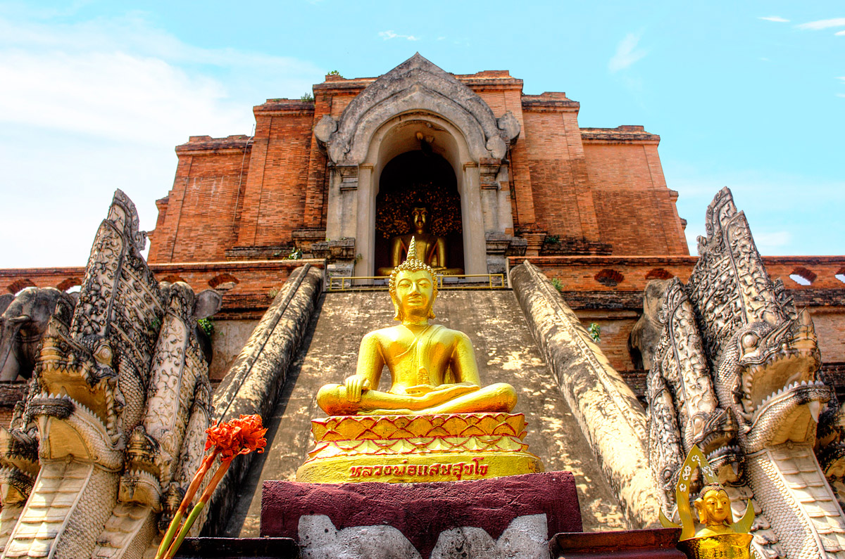 Wat Chedi Luang Buddha Thailand.