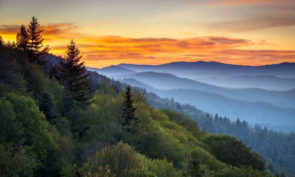 Great Smoky Mountains National Park, Tennessee, USA - Traveldigg.com