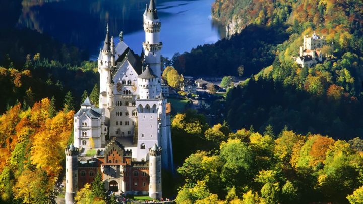 Neuschwanstein Castle The Fairyland That Is The Hiding
