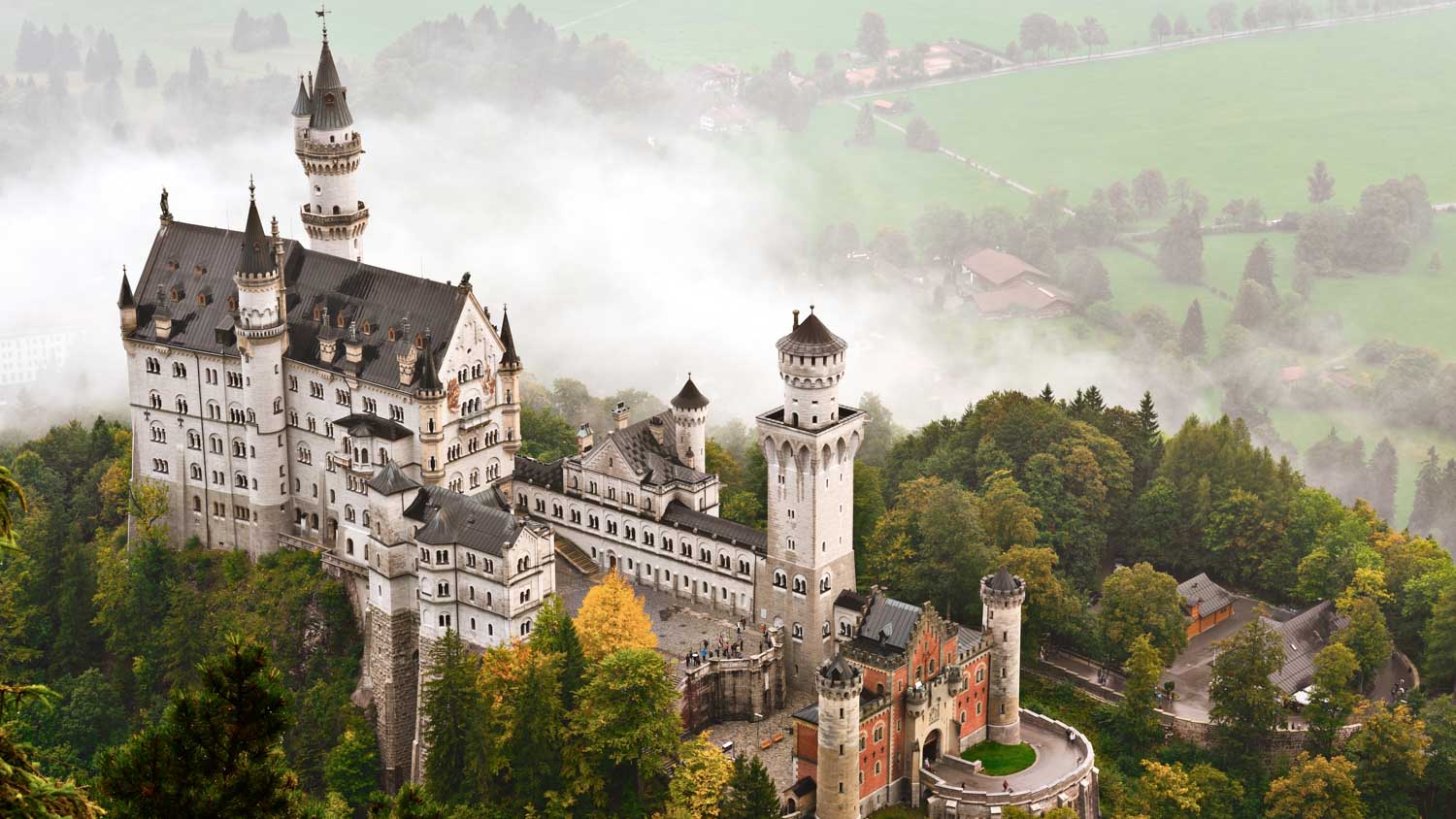 neuschwanstein castle tourist information