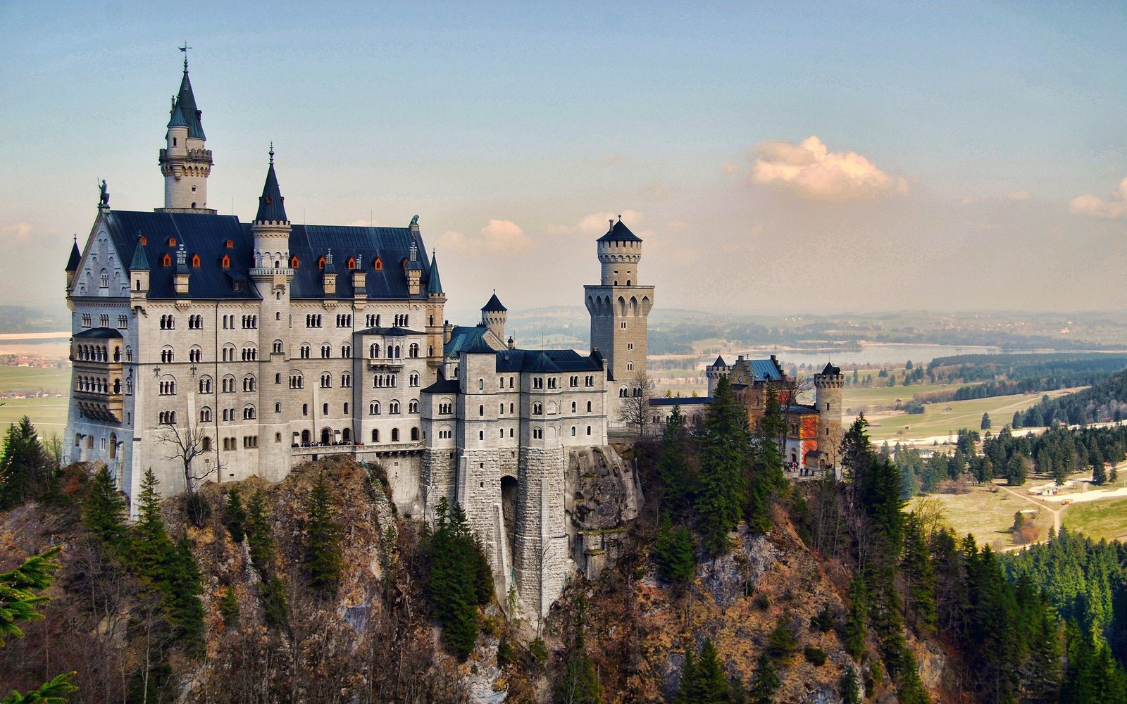  Neuschwanstein  Castle The Fairyland That is The Hiding 