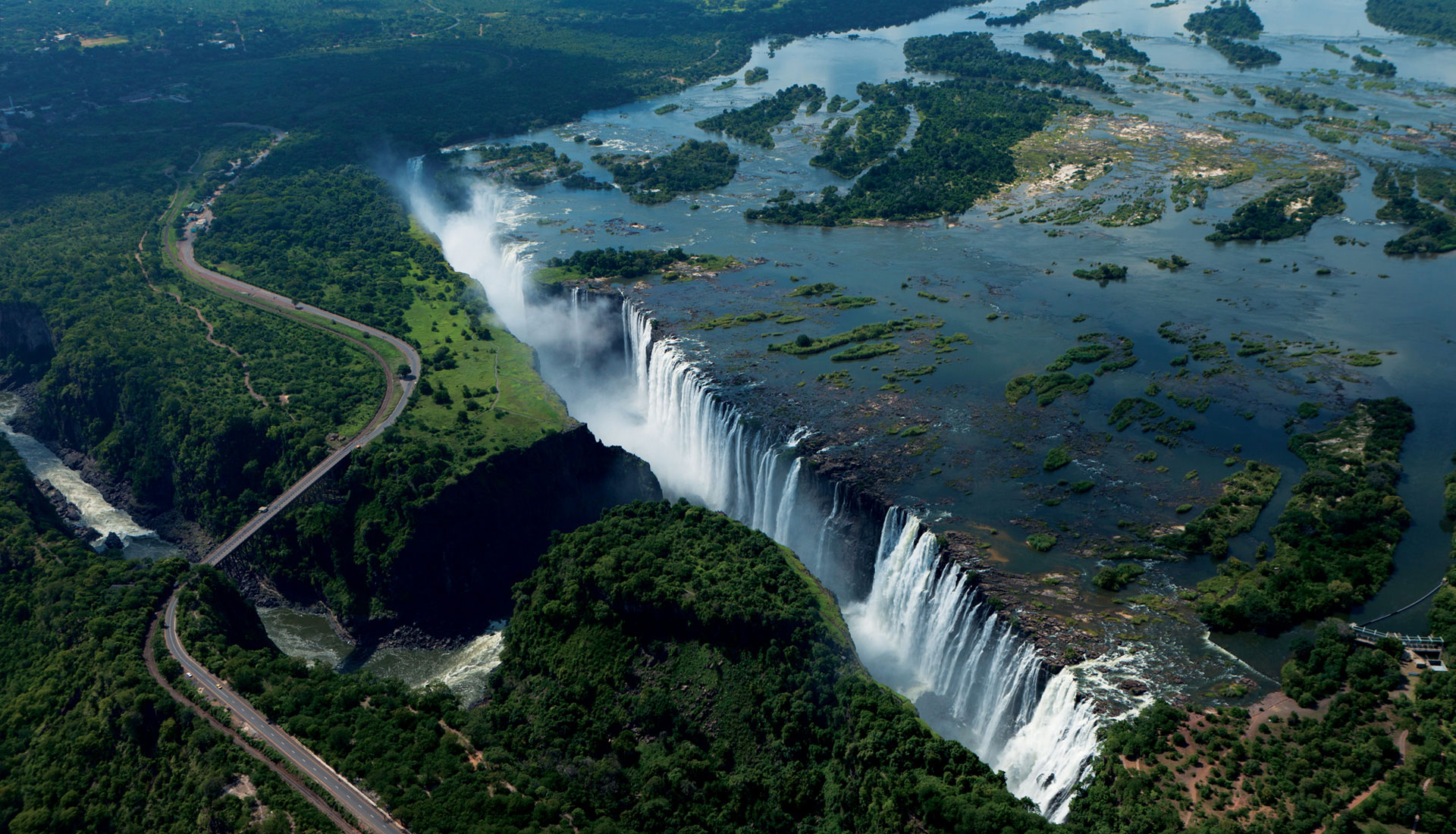 Victoria Falls, The Widest Waterfall in The World - Traveldigg.com