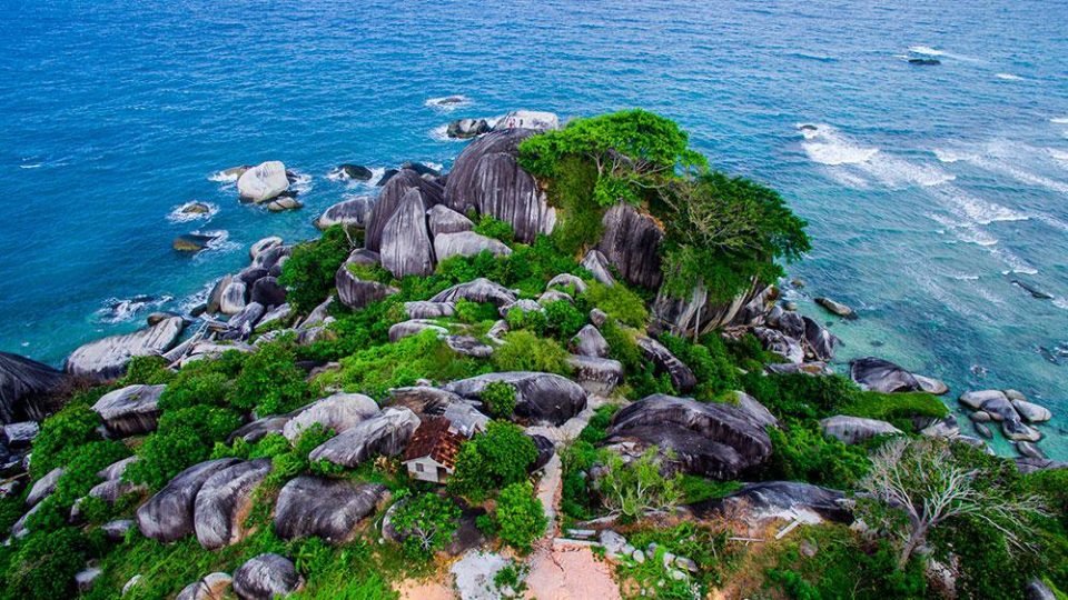 Natuna Island, Beautiful Beach and Taj Mahal - Traveldigg.com